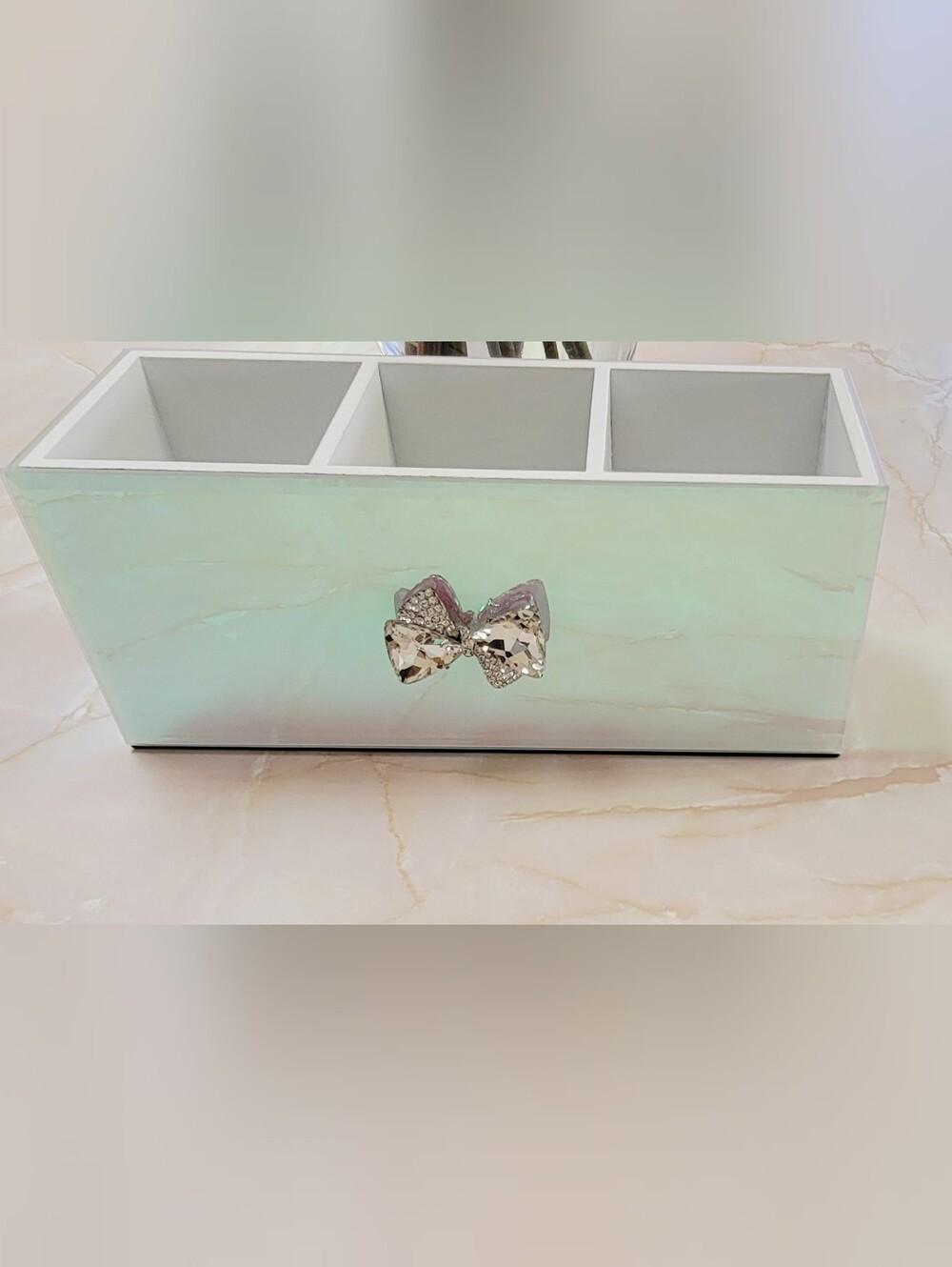 Brand New IridescentTriple Compartment Bath Organizer with Crystal Bow